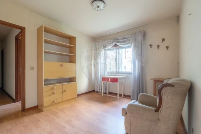 Apartamento T4 para Venda em Santo Antonio dos Olivais