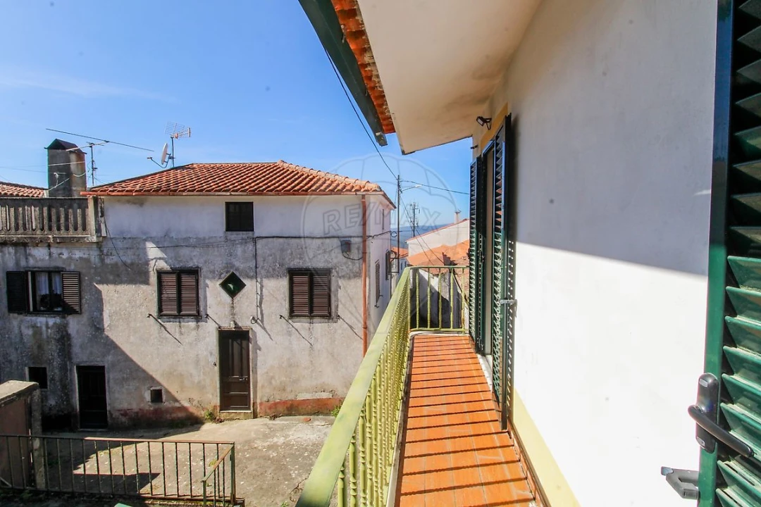 Moradia T2 para Venda em Lousã e Vilarinho Foto 18