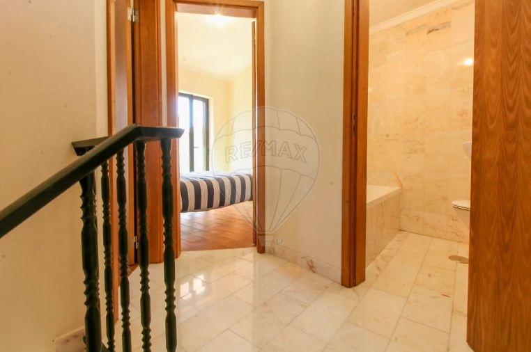 Moradia T2 para Venda em Lousã e Vilarinho Foto 17