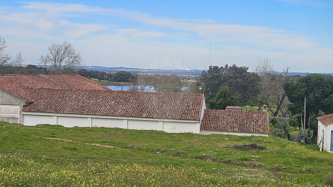 Quinta T3 para Venda em Malagueira e Horta das Figueiras Foto 20