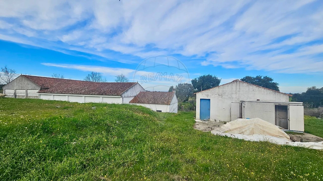 Quinta T3 para Venda em Malagueira e Horta das Figueiras Foto 26