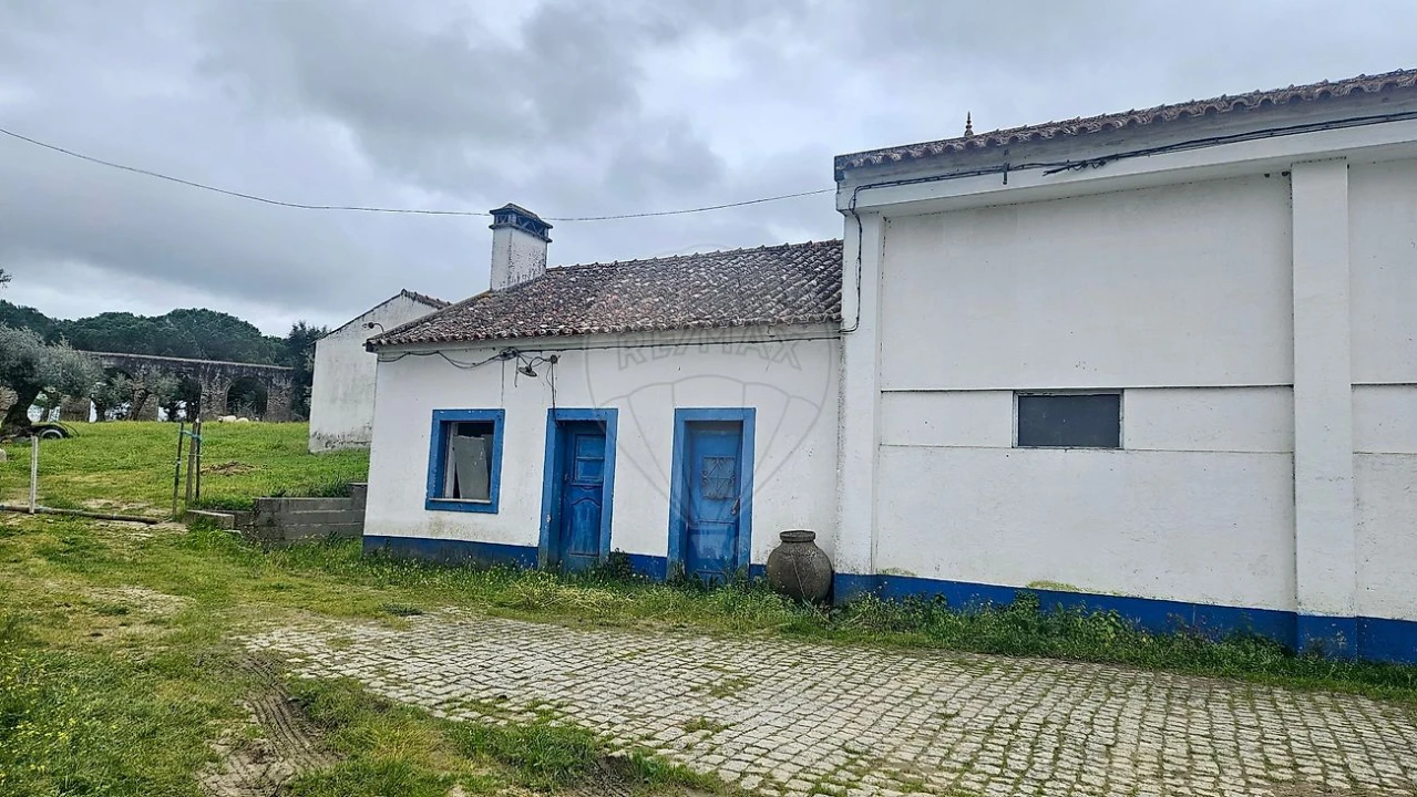 Quinta T3 para Venda em Malagueira e Horta das Figueiras Foto 10