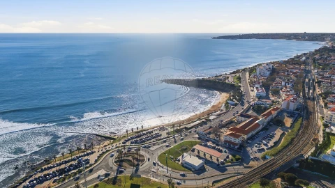 Apartamento T4 para Venda em Carcavelos e Parede