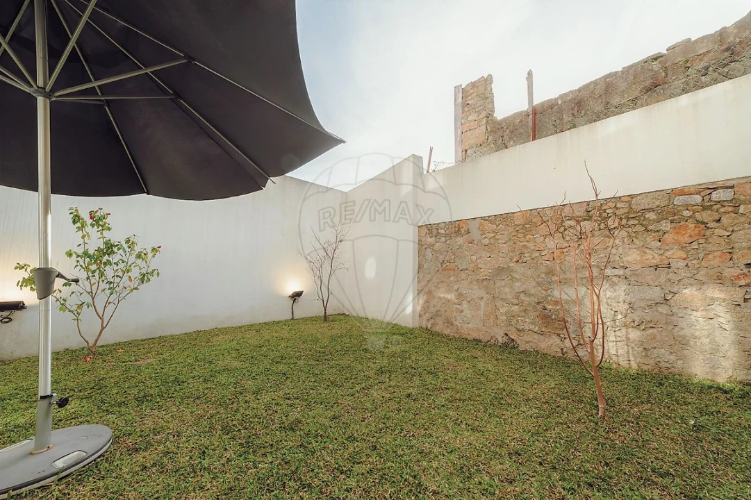 Apartamento T1 para Venda em Cedofeita, Santo Ildefonso, Sé, Miragaia, São Nicolau e Vitória Foto 24