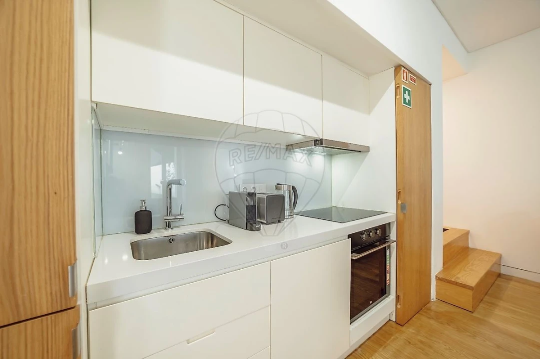 Apartamento T1 para Venda em Cedofeita, Santo Ildefonso, Sé, Miragaia, São Nicolau e Vitória Foto 12