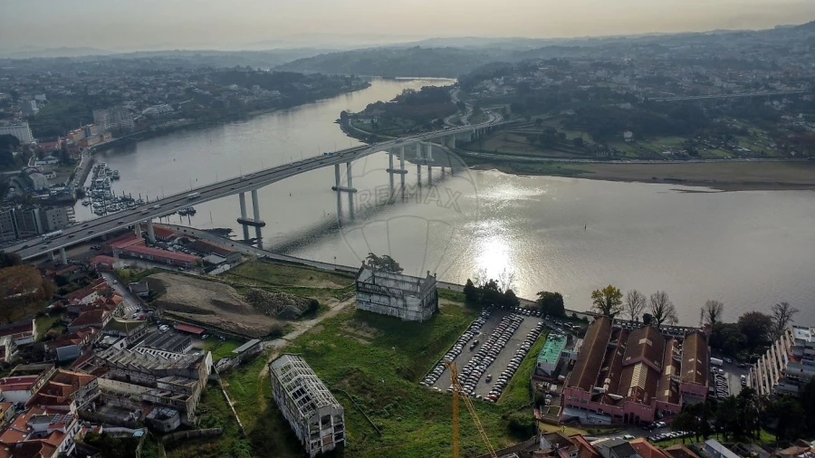 Moradia T11 para Venda em Campanhã Foto 5