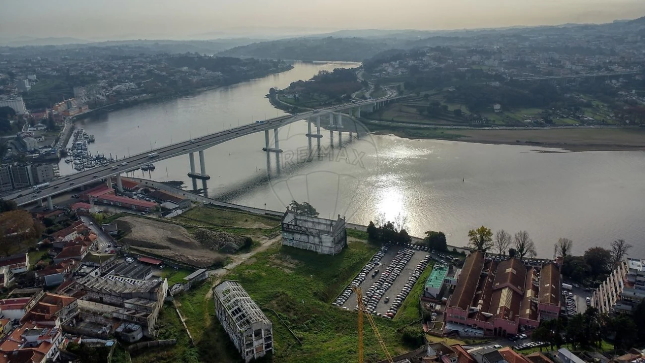 Moradia T11 para Venda em Campanhã Foto 5