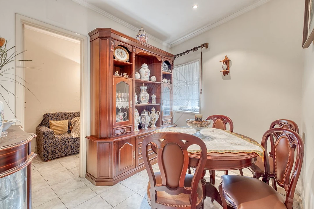 Moradia T11 para Venda em Campanhã Foto 4