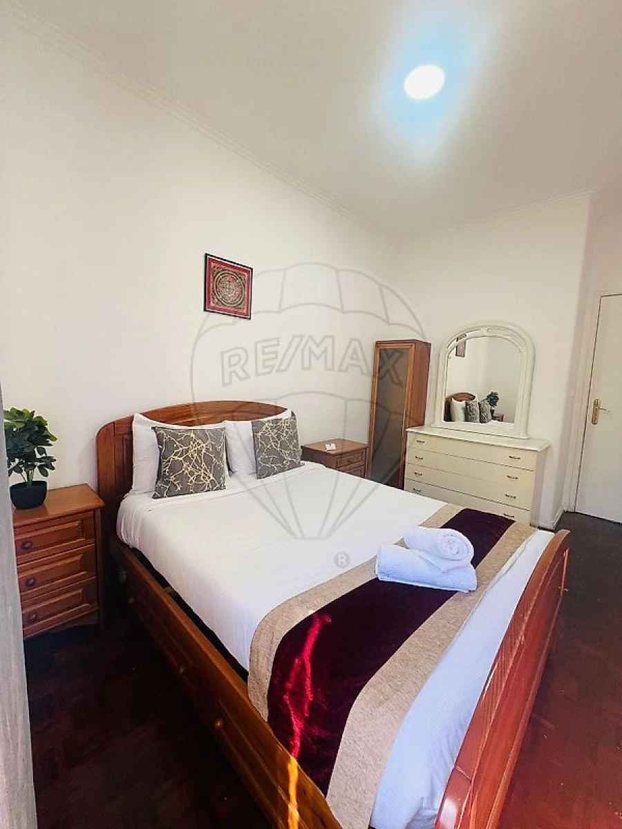 Apartamento T3 para Venda em Águas Livres Foto 4