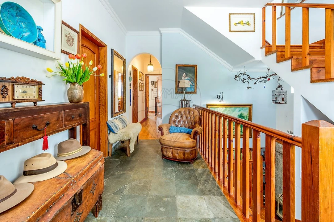 Moradia T4 para Venda em Santa Maria e São Miguel, São Martinho, São Pedro Penaferrim Foto 4