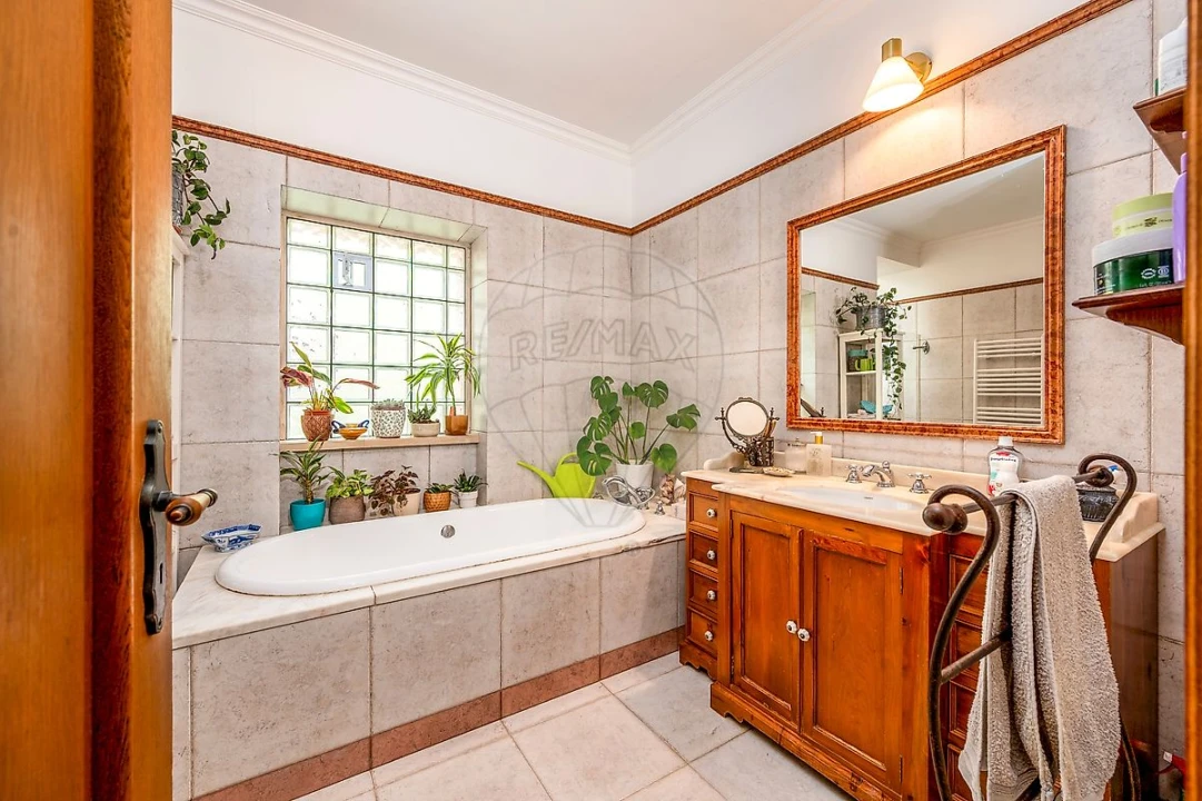 Moradia T4 para Venda em Santa Maria e São Miguel, São Martinho, São Pedro Penaferrim Foto 22