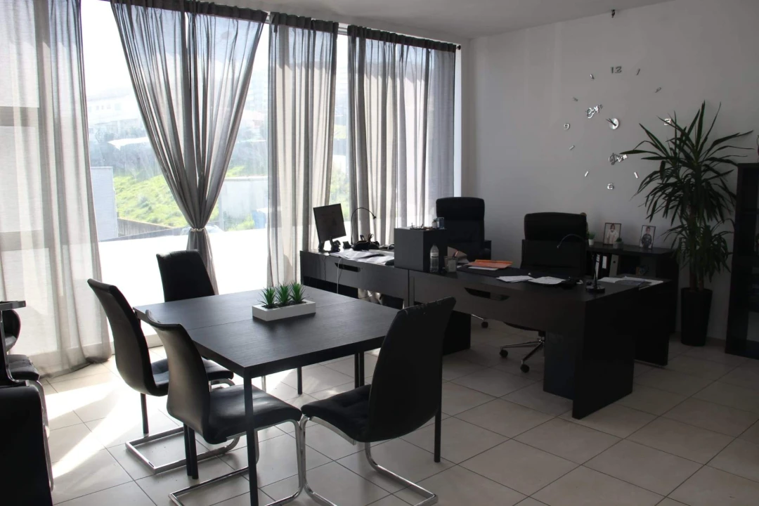 Armazém para Venda em Ferreiros e Gondizalves Foto 11