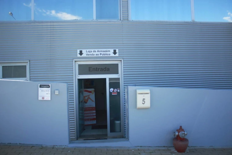 Armazém para Venda em Ferreiros e Gondizalves Foto 9