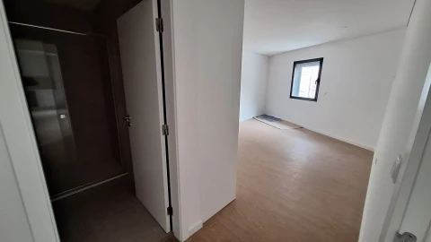 Apartamento T2 para Venda em Esgueira