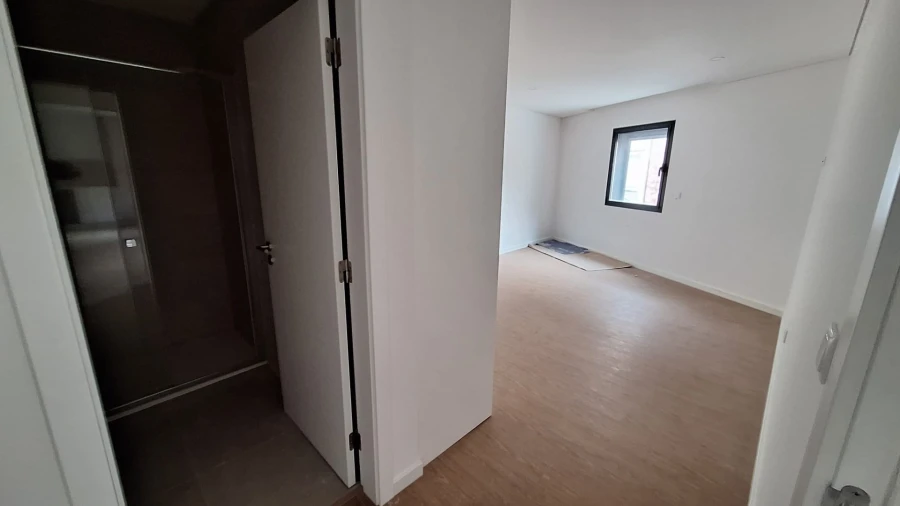 Apartamento T2 para Venda em Esgueira Foto 3