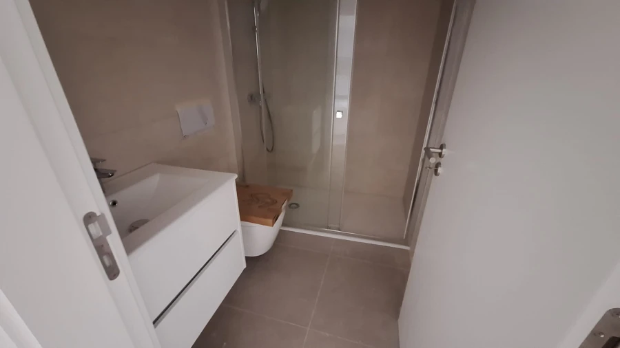 Apartamento T2 para Venda em Esgueira Foto 9