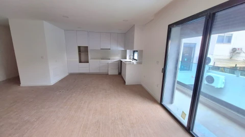 Apartamento T2 para Venda em Esgueira