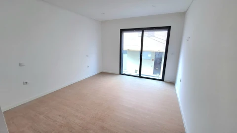 Apartamento T2 para Venda em Esgueira
