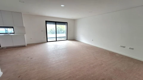Apartamento T2 para Venda em Esgueira