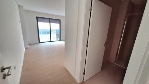 Apartamento T2 para Venda em Esgueira