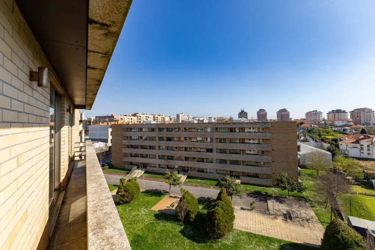 Apartamento T3 para Venda em Canidelo Foto 30