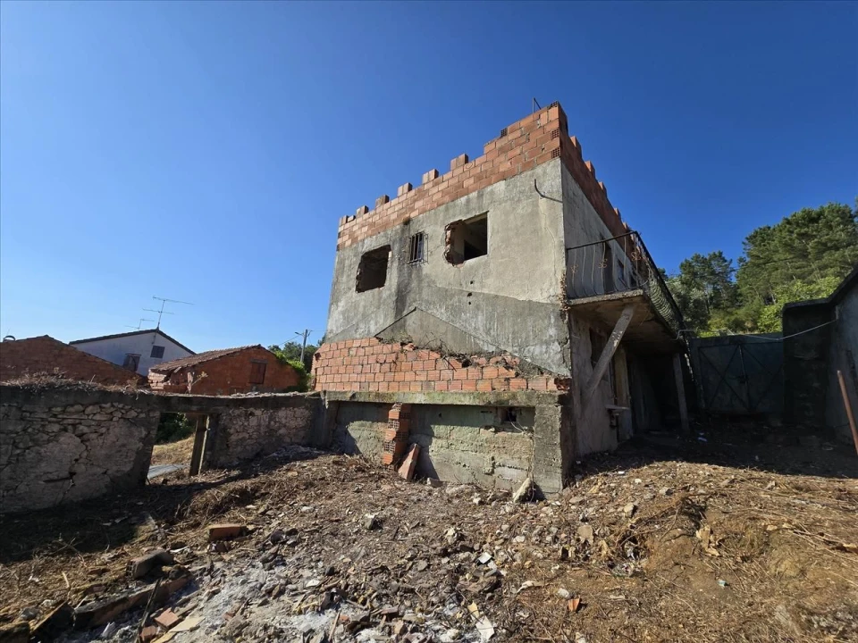 Moradia T3 para Venda em Pelma Foto 4