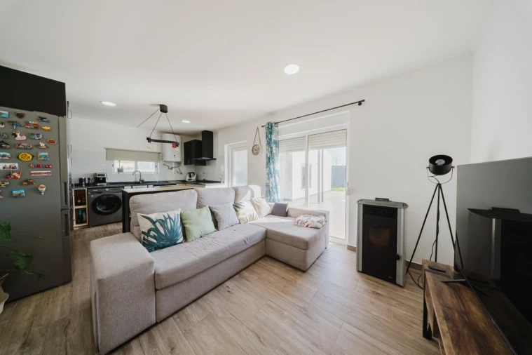 Moradia T3 para Venda em Sapataria Foto 3