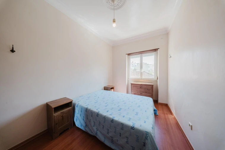 Apartamento T2 para Venda em Queluz e Belas Foto 4