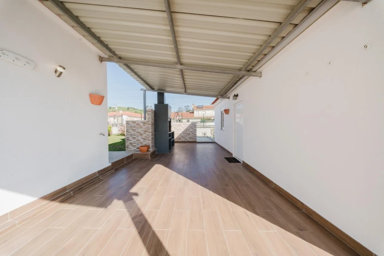 Moradia T3 para Venda em Sapataria Foto 40