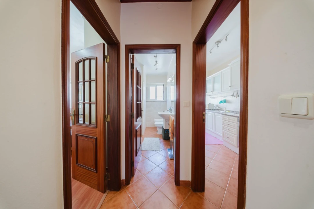 Apartamento T2 para Venda em Queluz e Belas Foto 19