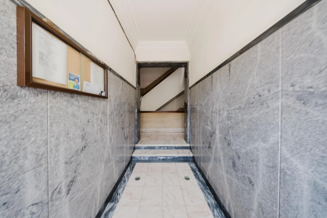 Apartamento T2 para Venda em Queluz e Belas Foto 23