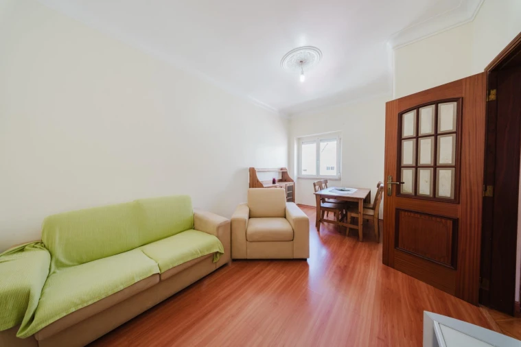 Apartamento T2 para Venda em Queluz e Belas Foto 15