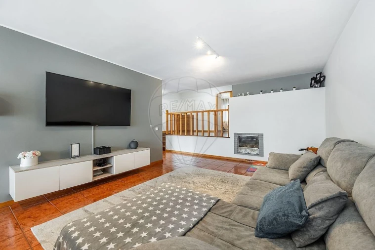 Apartamento T2 para Venda em Selho (São Jorge) Foto 13