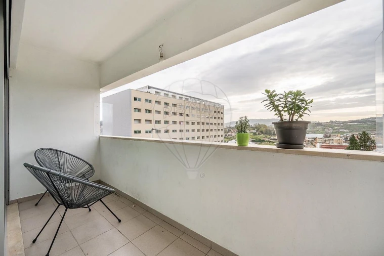 Apartamento T2 para Venda em Selho (São Jorge) Foto 18