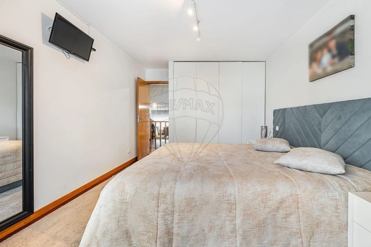 Apartamento T2 para Venda em Selho (São Jorge) Foto 21