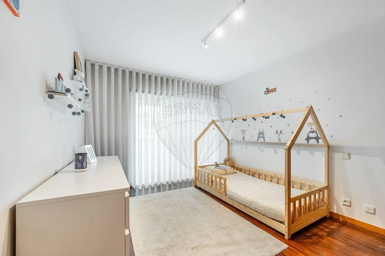 Apartamento T2 para Venda em Selho (São Jorge) Foto 24