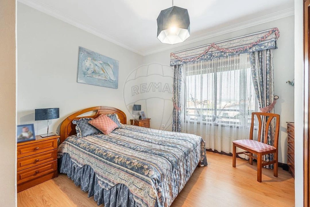 Apartamento T2 para Venda em Cidade da Maia Foto 17