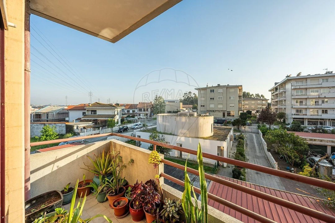 Apartamento T2 para Venda em Cidade da Maia Foto 25
