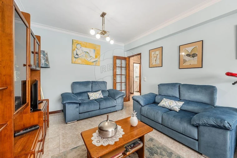 Apartamento T2 para Venda em Cidade da Maia Foto 1