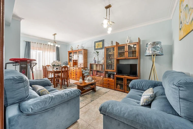 Apartamento T2 para Venda em Cidade da Maia Foto 12