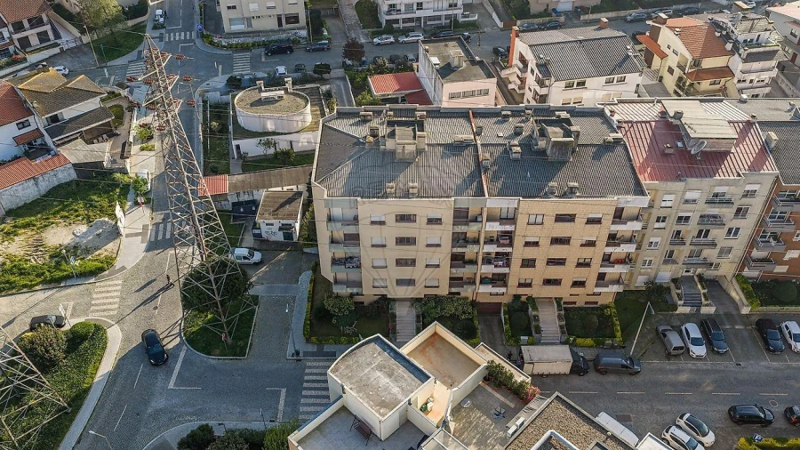 Apartamento T2 para Venda em Cidade da Maia Foto 2