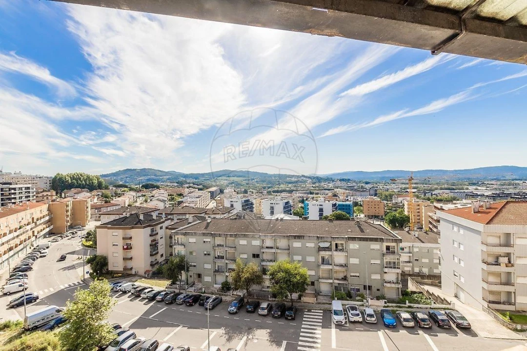 Apartamento T4 para Venda em Braga (Maximinos, Sé e Cividade) Foto 6
