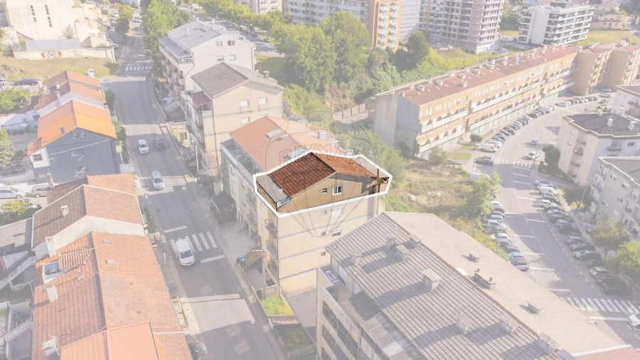 Apartamento T4 para Venda em Braga (Maximinos, Sé e Cividade) Foto 25