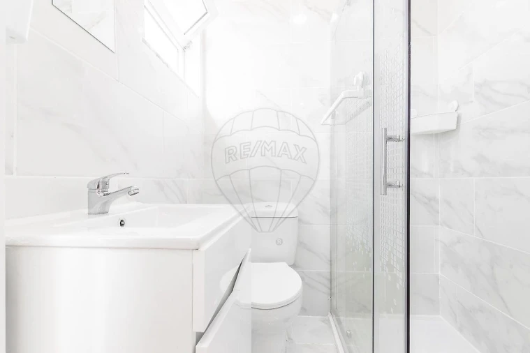 Apartamento T4 para Venda em Braga (Maximinos, Sé e Cividade) Foto 9