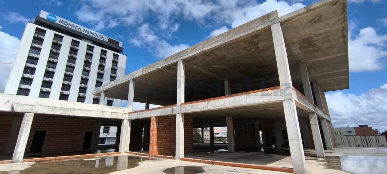 Armazém para Venda em Sacavém e Prior Velho Foto 5