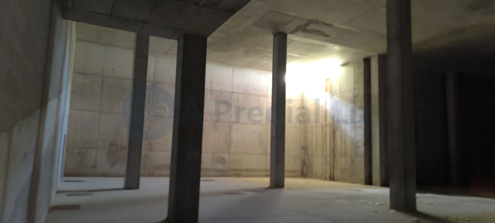 Armazém para Venda em Sacavém e Prior Velho Foto 7
