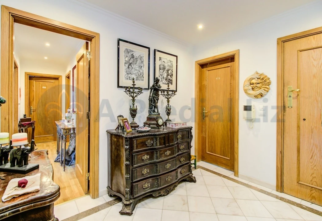 Apartamento T3 para Venda em Penha de França Foto 1