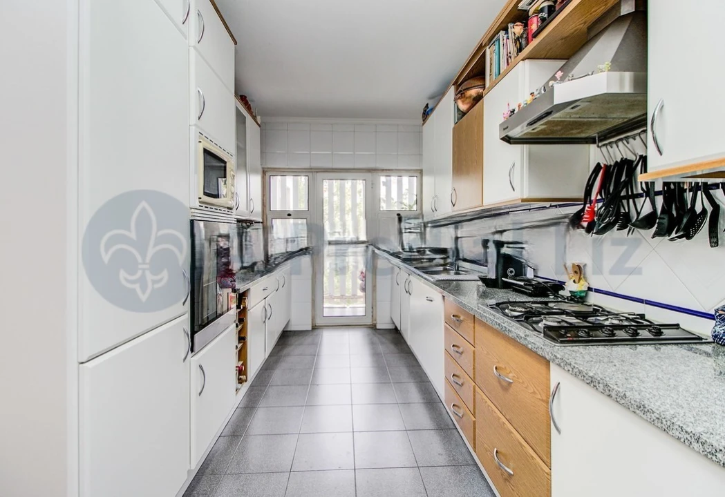 Apartamento T3 para Venda em Penha de França Foto 2