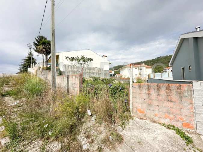 Terreno para Venda em Fânzeres e São Pedro da Cova Foto 9
