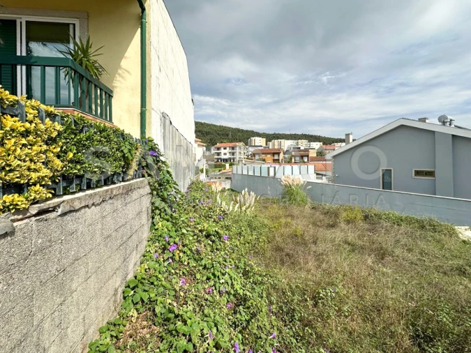 Terreno para Venda em Fânzeres e São Pedro da Cova Foto 10